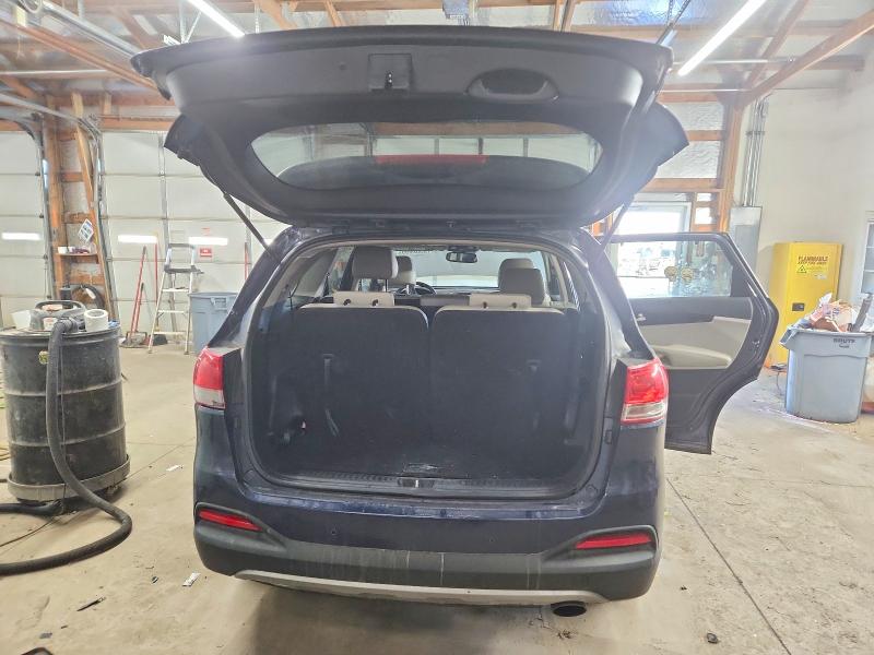 Photo 6 from auction – 2017 KIA SORENTO EX with VIN 5XYPHDA58HG203717