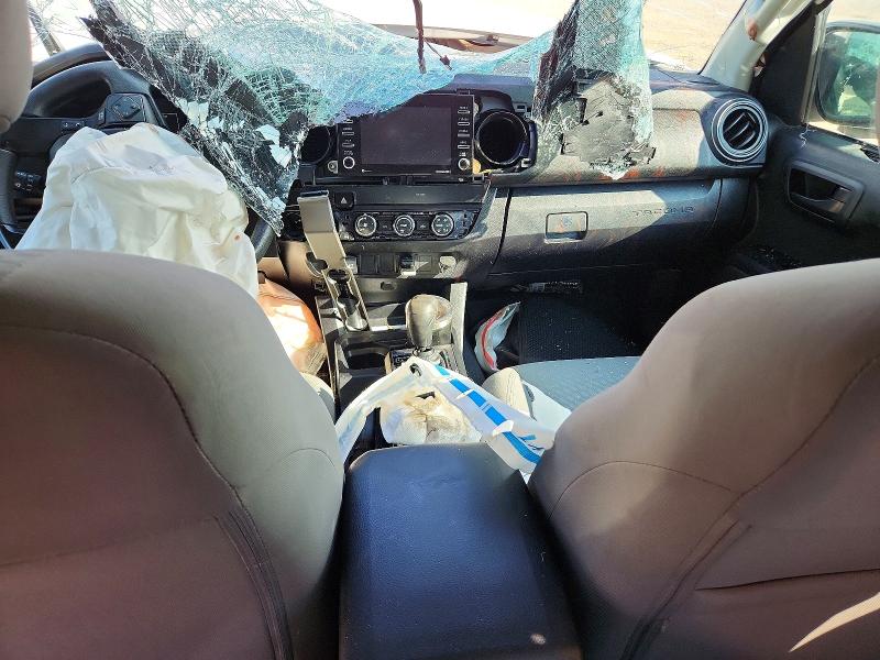 Photo 8 from auction – 2022 TOYOTA TACOMA ACC with VIN 3TYRX5GN5NT038513