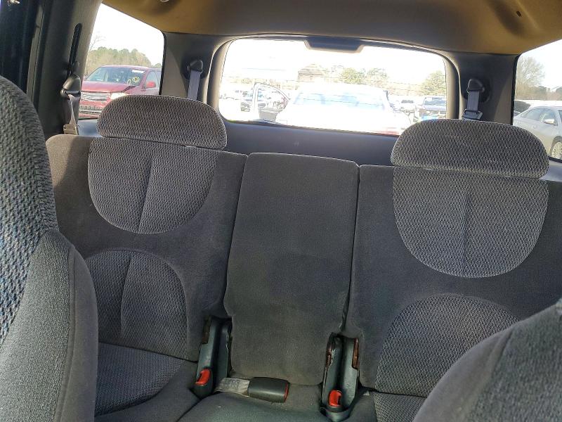 Photo 10 from auction – 2000 DODGE DURANGO with VIN 1B4HR28Y6YF172036