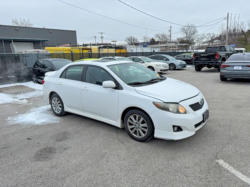 Zdjęcie 1 z aukcji – 2010 TOYOTA COROLLA BA z VIN 2T1BU4EE5AC526897