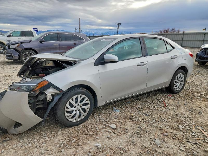 TOYOTA COROLLA L 2019 with VIN 5YFBURHE9KP887544 - Photo from auction