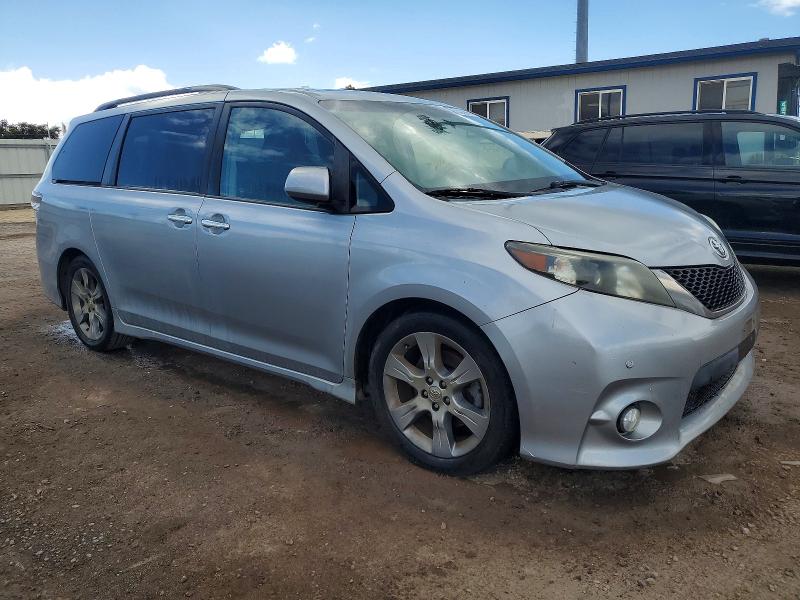 Photo 4 from auction – 2014 TOYOTA SIENNA with VIN 5TDXK3DC9ES478615