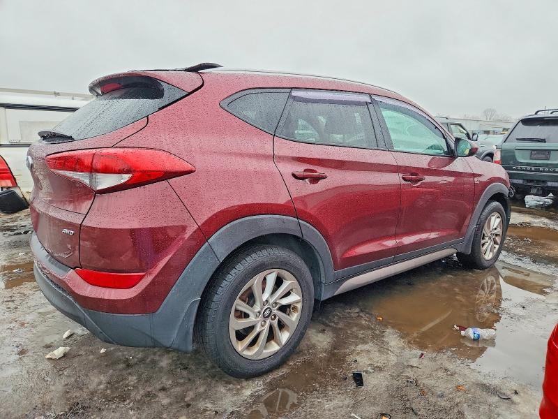 Foto 3 de la subasta – 2017 HYUNDAI TUCSON LIM con VIN KM8J3CA49HU302207
