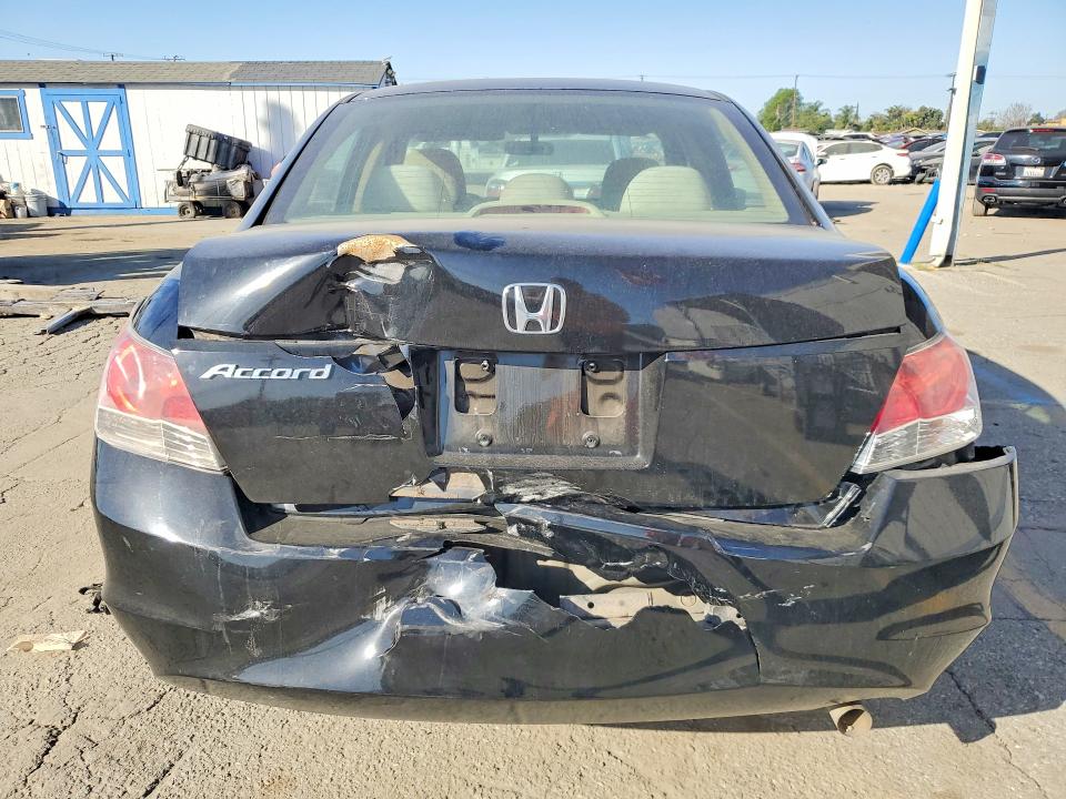 Photo 6 from auction – 2010 HONDA ACCORD LX with VIN 1HGCP2F38AA024761
