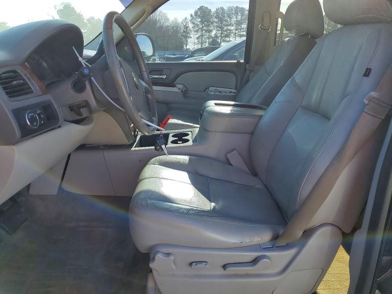 Photo 7 from auction – 2013 CHEVROLET SUBURBAN C with VIN 1GNSCJE08DR130549