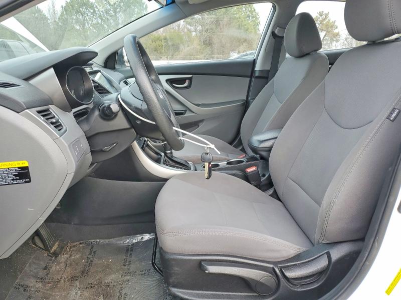 Photo 7 from auction – 2016 HYUNDAI ELANTRA SE with VIN 5NPDH4AE6GH736742