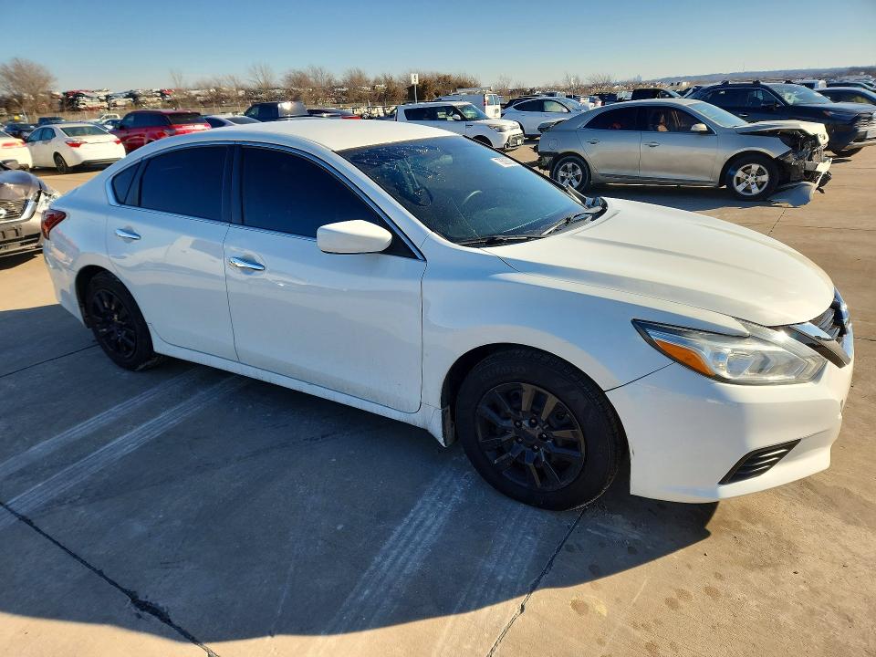 Фото 4 с аукциона – 2018 NISS ALTIMA с VIN 1N4AL3AP6JC298617