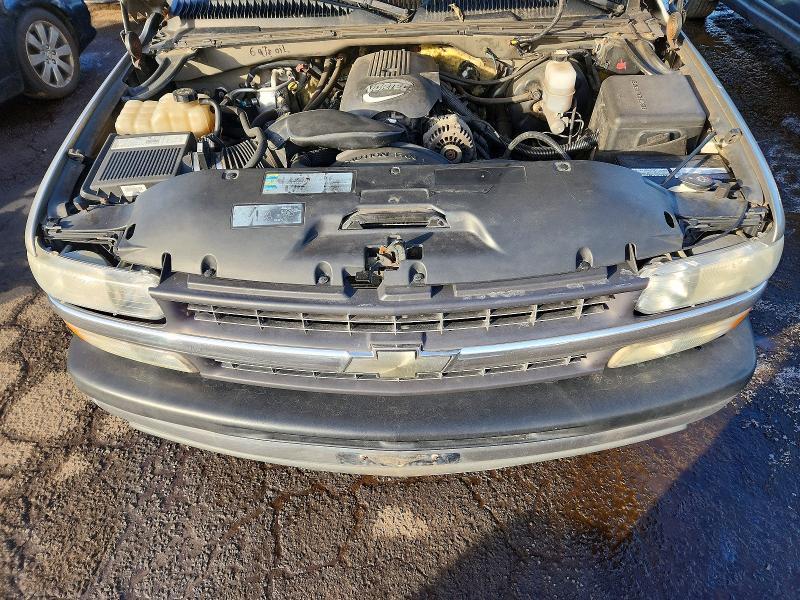 Photo 11 from auction – 2002 CHEVROLET SILVERADO with VIN 2GCEC19V021276848