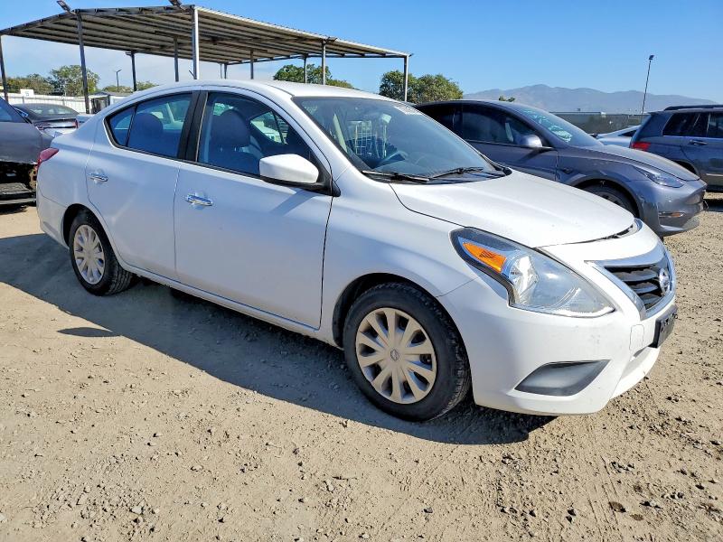 Photo 4 from auction – 2017 NISSAN VERSA S with VIN 3N1CN7AP6HK460077