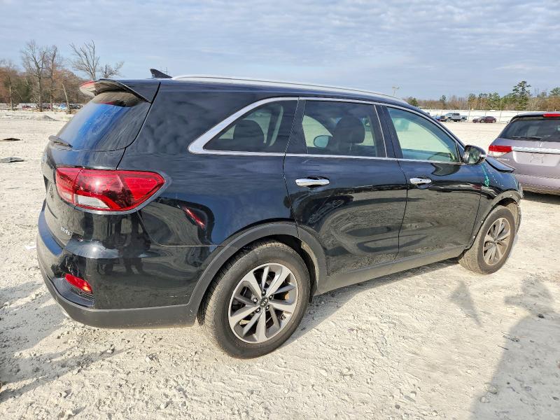 Photo 3 from auction – 2019 KIA SORENTO EX with VIN 5XYPH4A52KG515510