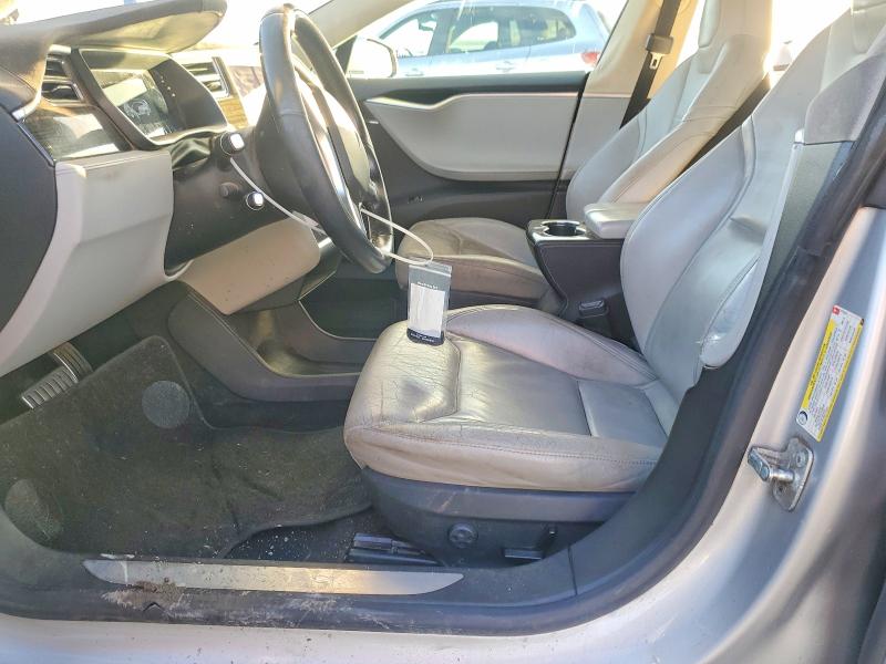 Photo 7 from auction – 2015 TESLA MODEL S 85 with VIN 5YJSA1H2XFFP75269