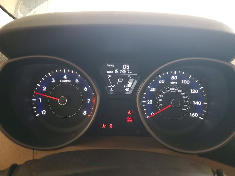Photo 9 from auction – 2013 HYUNDAI ELANTRA GL with VIN 5NPDH4AE5DH369215