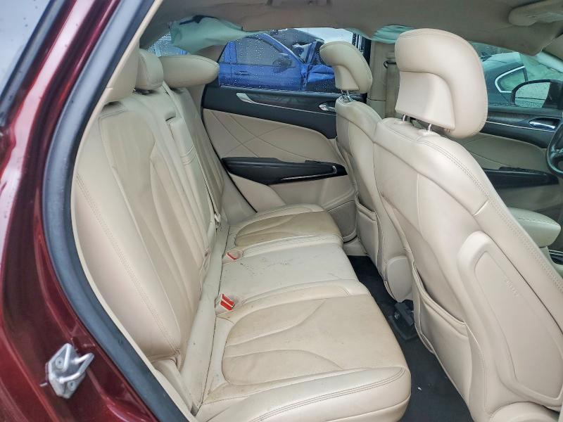 Photo 11 from auction – 2017 LINCOLN MKC with VIN 5LMCJ3C98HUL13798