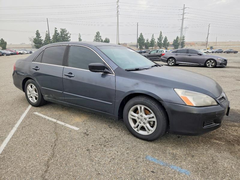 Photo 4 from auction – 2007 HONDA ACCORD with VIN JHMCM56387C026207
