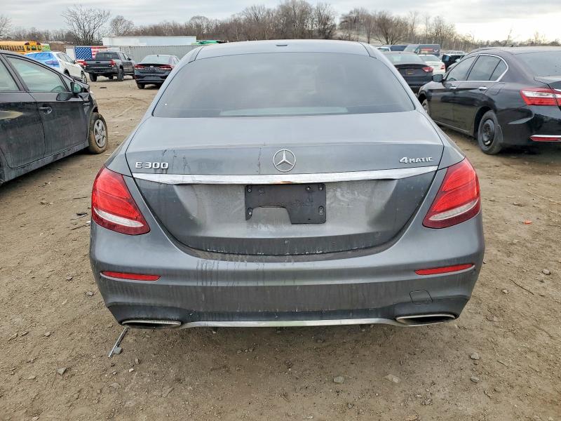 Photo 6 from auction – 2019 MERCEDES-BENZ E 300 4MAT with VIN WDDZF4KB0KA582244
