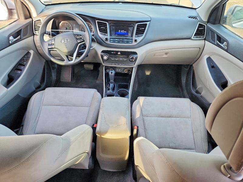 Photo 8 from auction – 2016 HYUNDAI TUCSON with VIN KM8J23A48GU042710