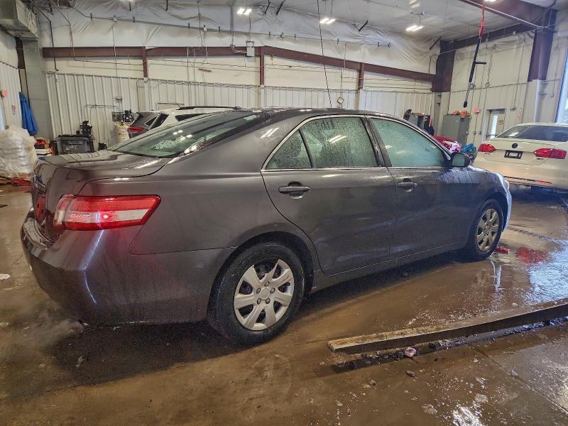 Photo 3 from auction – 2010 TOYOTA CAMRY BASE with VIN 4T4BF3EKXAR003826