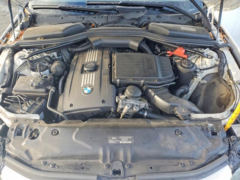Photo 11 from auction – 2010 BMW 535 XI with VIN WBAPT7C58AC237547
