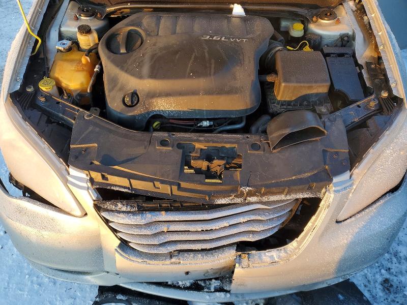 Photo 11 from auction – 2012 CHRYSLER 200 LIMITE with VIN 1C3CCBCG2CN245757