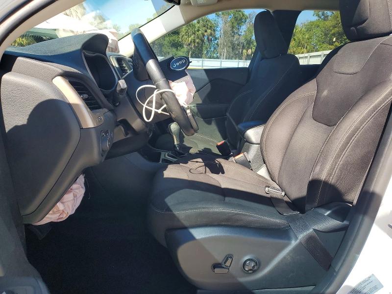 Photo 7 from auction – 2016 JEEP CHEROKEE L with VIN 1C4PJLCBXGW294976