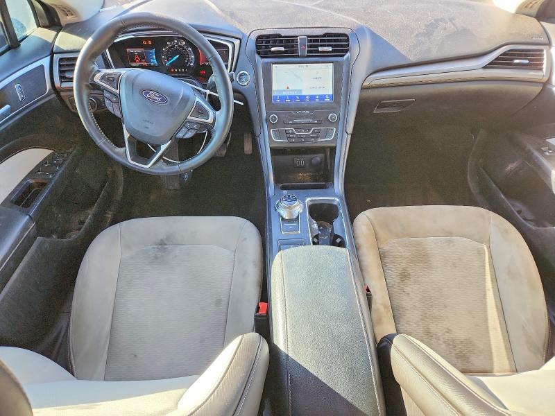 Photo 8 from auction – 2020 FORD FUSION with VIN 3FA6P0HD1LR155423