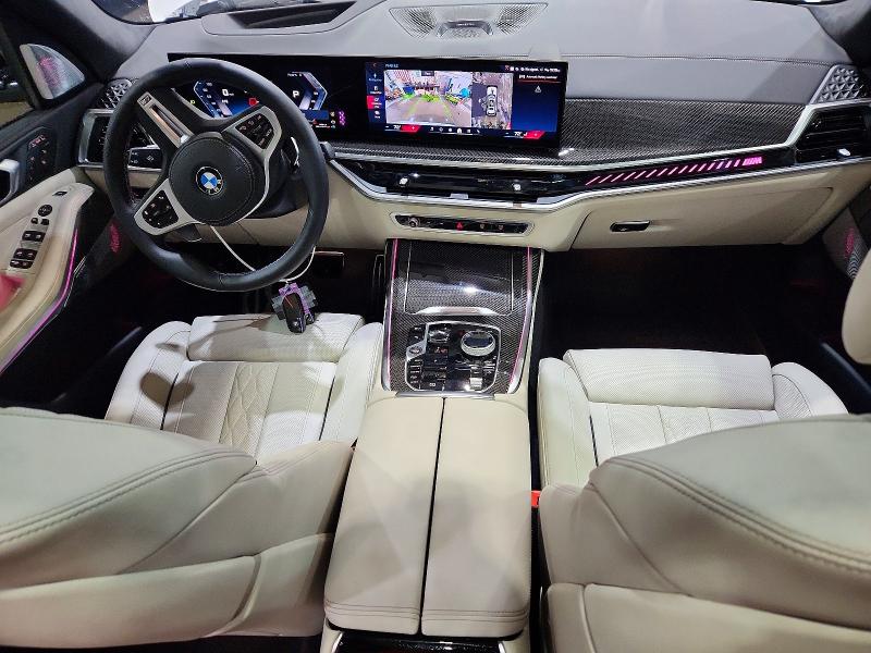 Photo 8 from auction – 2026 BMW X7 M60I with VIN 5UX33EM09T9045559