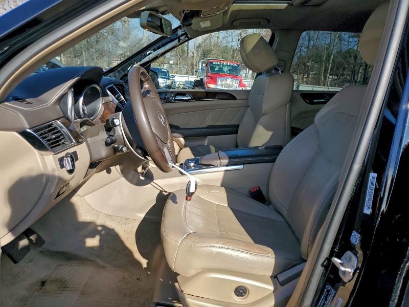 Photo 7 from auction – 2015 MERCEDES-BENZ GL 350 BLU with VIN 4JGDF2EE8FA543028