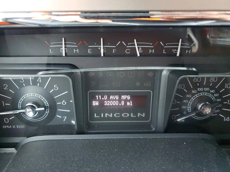 Photo 9 from auction – 2008 LINCOLN NAVIGATOR with VIN 5LMFL27518LJ18219