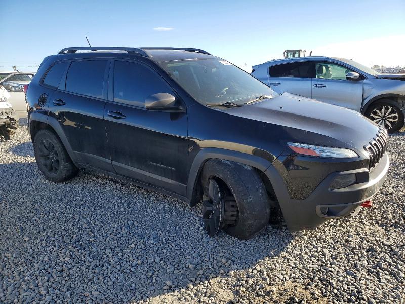 Photo 4 from auction – 2015 JEEP CHEROKEE with VIN 1C4PJMBS3FW693959