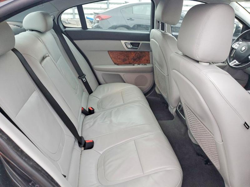 Photo 10 from auction – 2015 JAGUAR XF 2.0T PR with VIN SAJWA0FS3FPU44331