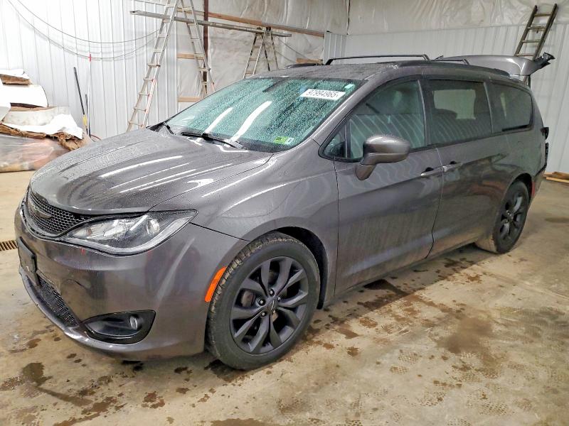 CHRYSLER PACIFICA 2020 with VIN 2C4RC1BG2LR223438 - Photo from auction