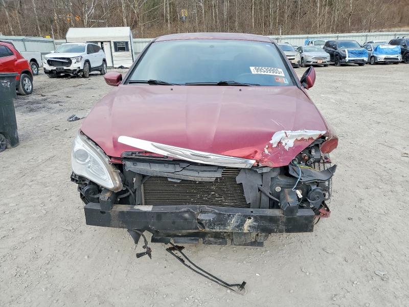 Photo 5 from auction – 2013 CHRYSLER 200 LX with VIN 1C3CCBAB3DN698021