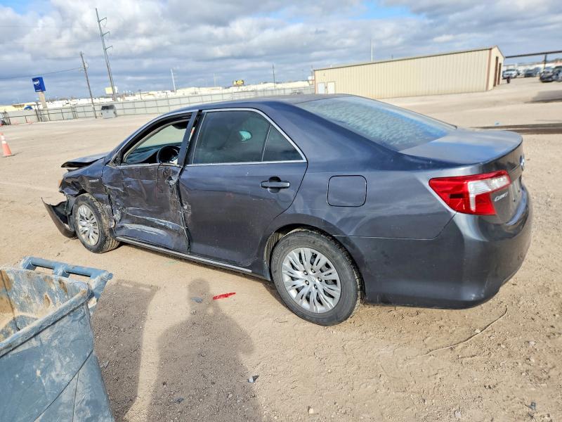 Photo 2 from auction – 2012 TOYOTA CAMRY HYBR with VIN 4T1BD1FK1CU042617