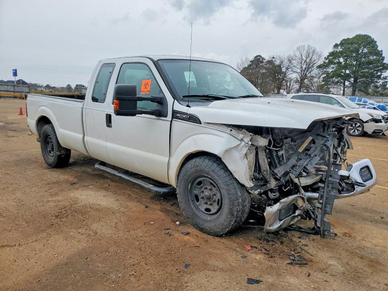 Photo 4 from auction – 2011 FORD F250 SUPER with VIN 1FT7X2A67BEC77923