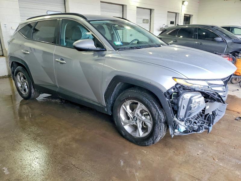 Photo 4 from auction – 2024 HYUNDAI TUCSON SEL with VIN 5NMJB3DE9RH295103