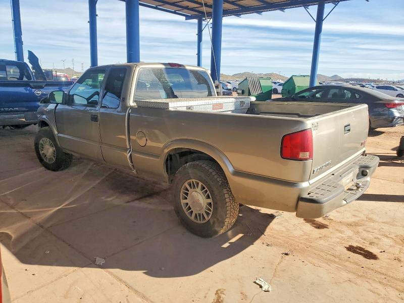 Photo 2 from auction – 2000 GMC SONOMA with VIN 1GTDT19W6Y8305098