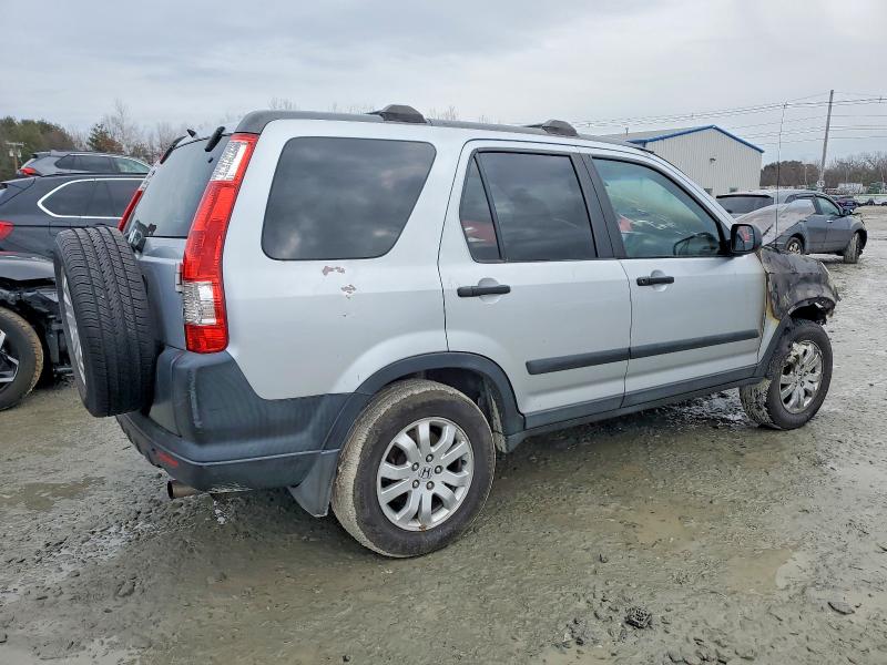 Photo 3 from auction – 2005 HONDA CR-V EX with VIN SHSRD78845U321183
