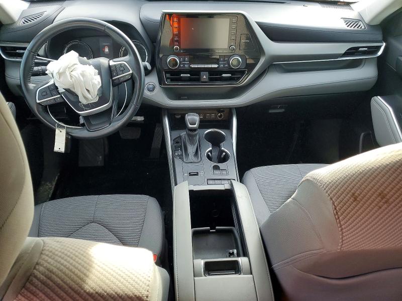Photo 8 from auction – 2022 TOYOTA HIGHLANDER with VIN 5TDZZRAH3NS102287