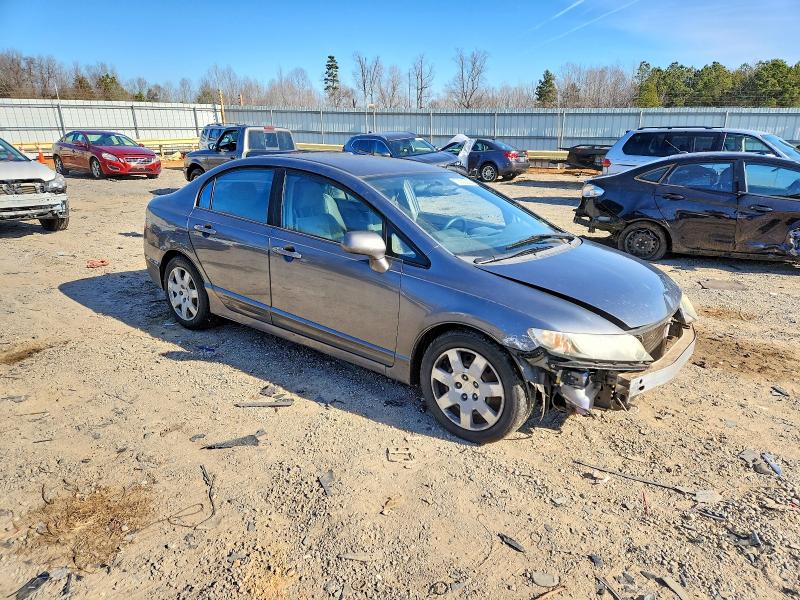 Photo 4 from auction – 2010 HONDA CIVIC LX with VIN 19XFA1F55AE037957
