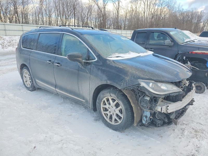 Photo 4 from auction – 2020 CHRYSLER PACIFICA with VIN 2C4RC1BG2LR209412