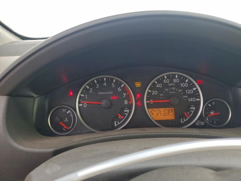 Photo 9 from auction – 2010 NISSAN PATHFINDER with VIN 5N1AR1NN2AC611115