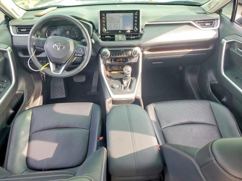 Photo 8 from auction – 2020 TOYOTA RAV4 LIMIT with VIN JTMDWRFV0LD549251