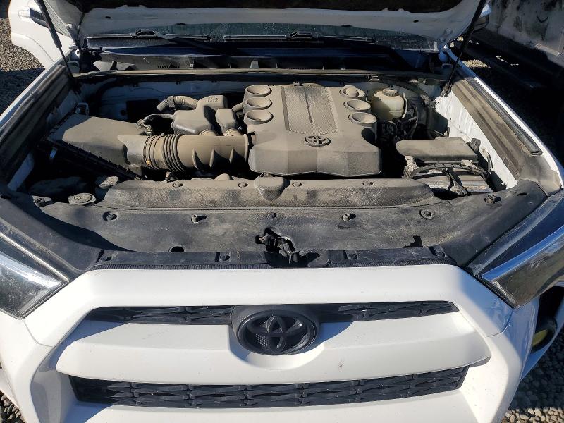 Photo 12 from auction – 2019 TOYOTA 4RUNNER with VIN JTEBU5JR9K5621178