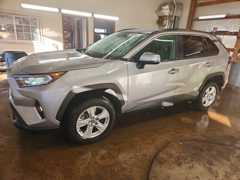 TOYOTA RAV4 XLE 2020 with VIN 2T3W1RFV6LC052149 - Photo from auction