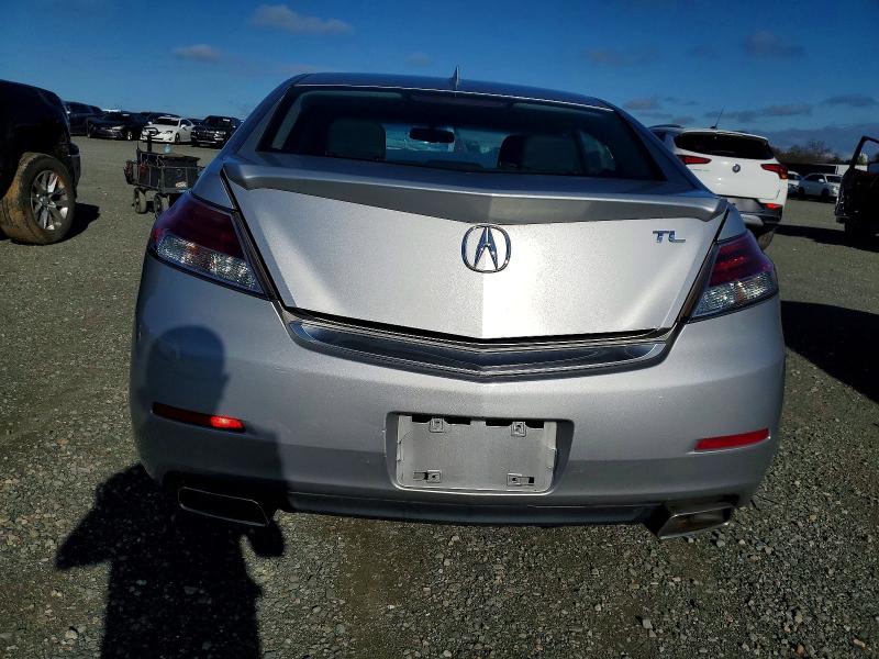 Photo 6 from auction – 2013 ACURA TL with VIN 19UUA8F26DA008370