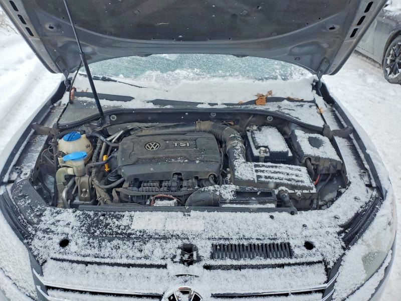 Photo 11 from auction – 2014 VOLKSWAGEN PASSAT S with VIN 1VWAT7A33EC052254