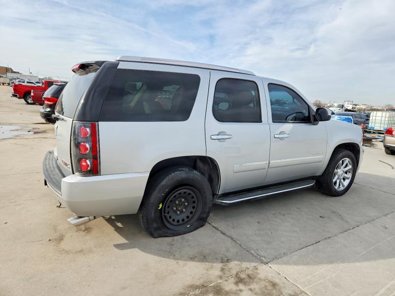 Photo 3 from auction – 2012 GMC YUKON DENA with VIN 1GKS2EEF1CR325712
