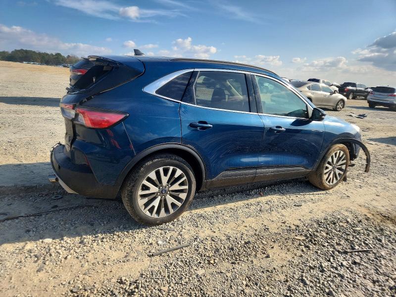Photo 3 from auction – 2020 FORD ESCAPE with VIN 1FMCU0DZ0LUC08799