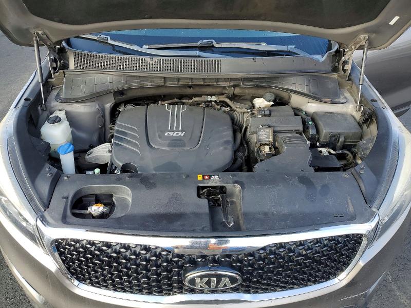 Photo 12 from auction – 2017 KIA SORENTO with VIN 5XYPH4A55HG301037