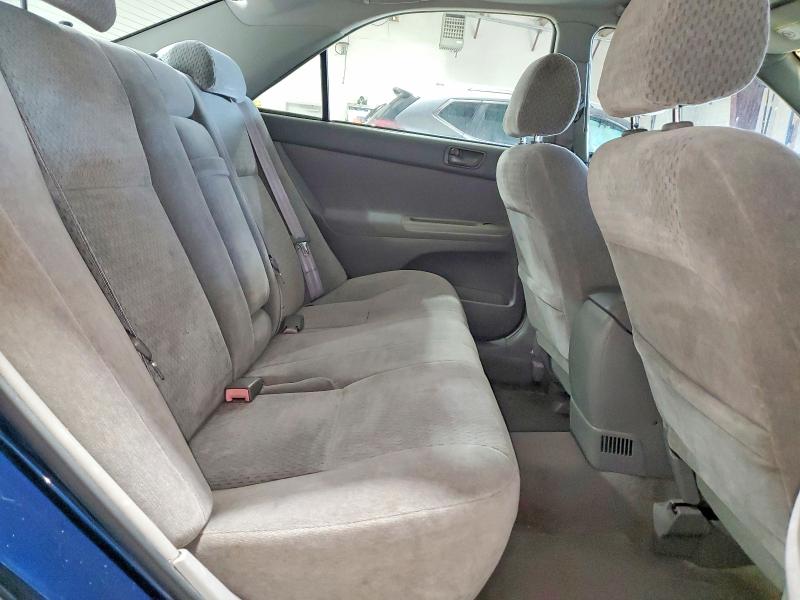 Photo 10 from auction – 2002 TOYOTA CAMRY with VIN 4T1BE32K82U597609